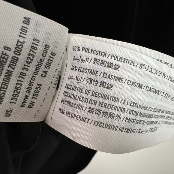 Abercrombie & Fitch Women's Size Small Black Velvet Short Sleeve Stretch Top - Picture 6 of 6